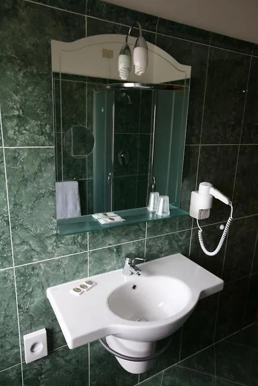 Hotel Tirreno Cavi di Lavagna 3*,  Ιταλία