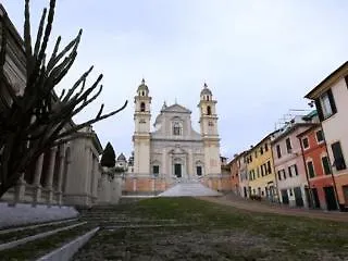 Hotel Tirreno Cavi di Lavagna