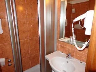Hotel Tirreno Cavi di Lavagna
